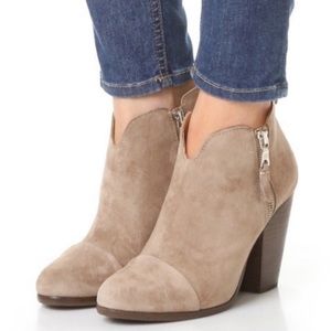 RAG & BONE Margot Boot in Stone Waxy (Size 41 but fits like a US 10)